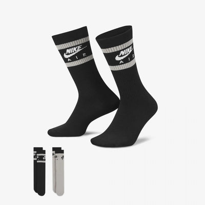 Nike | EVERYDAY ESSENTIAL  { CREW SOCKS