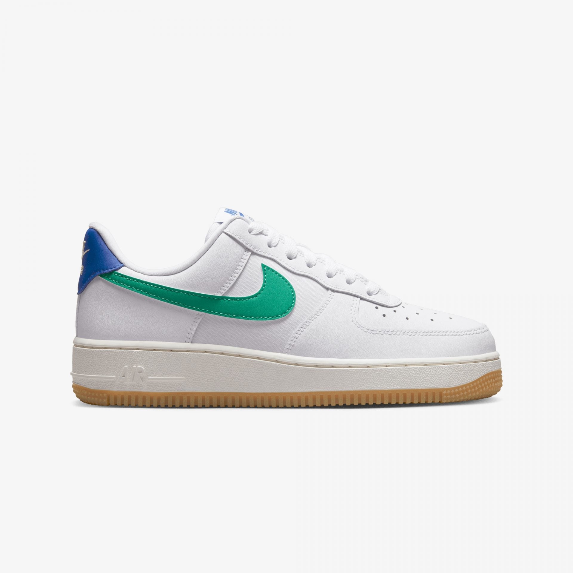 Nike | AIR FORCE 1 '07 { WHITE