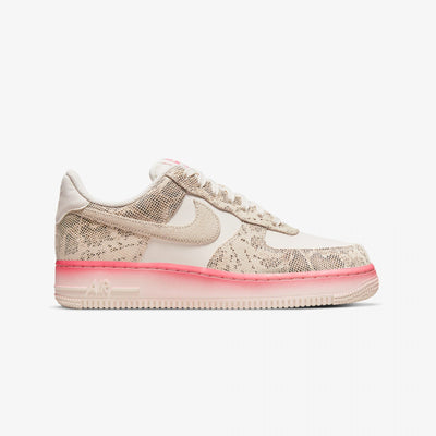 Nike | AIR FORCE 1  { OUR FORCE 1