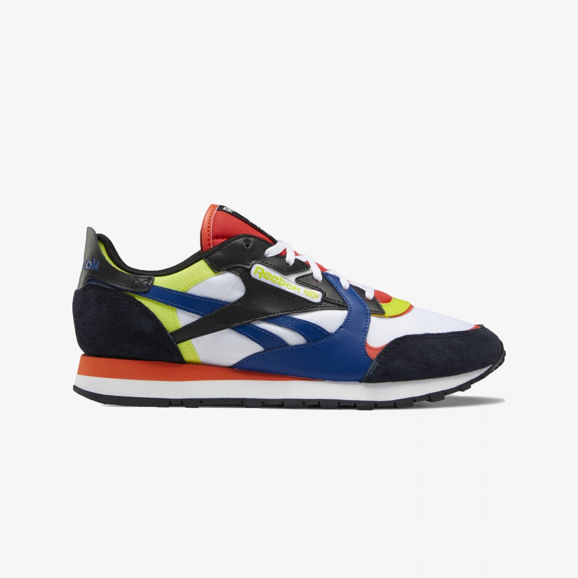 Reebok | CLASSIC LEATHER  { CLOUD WHITE / CORE BLACK