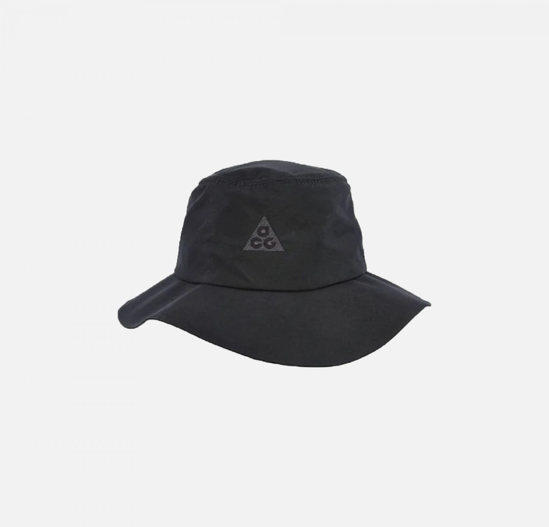 Nike | ACG BUCKET HAT  { BLACK