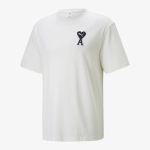 Puma | AMI TEE  { MARSHALLOW