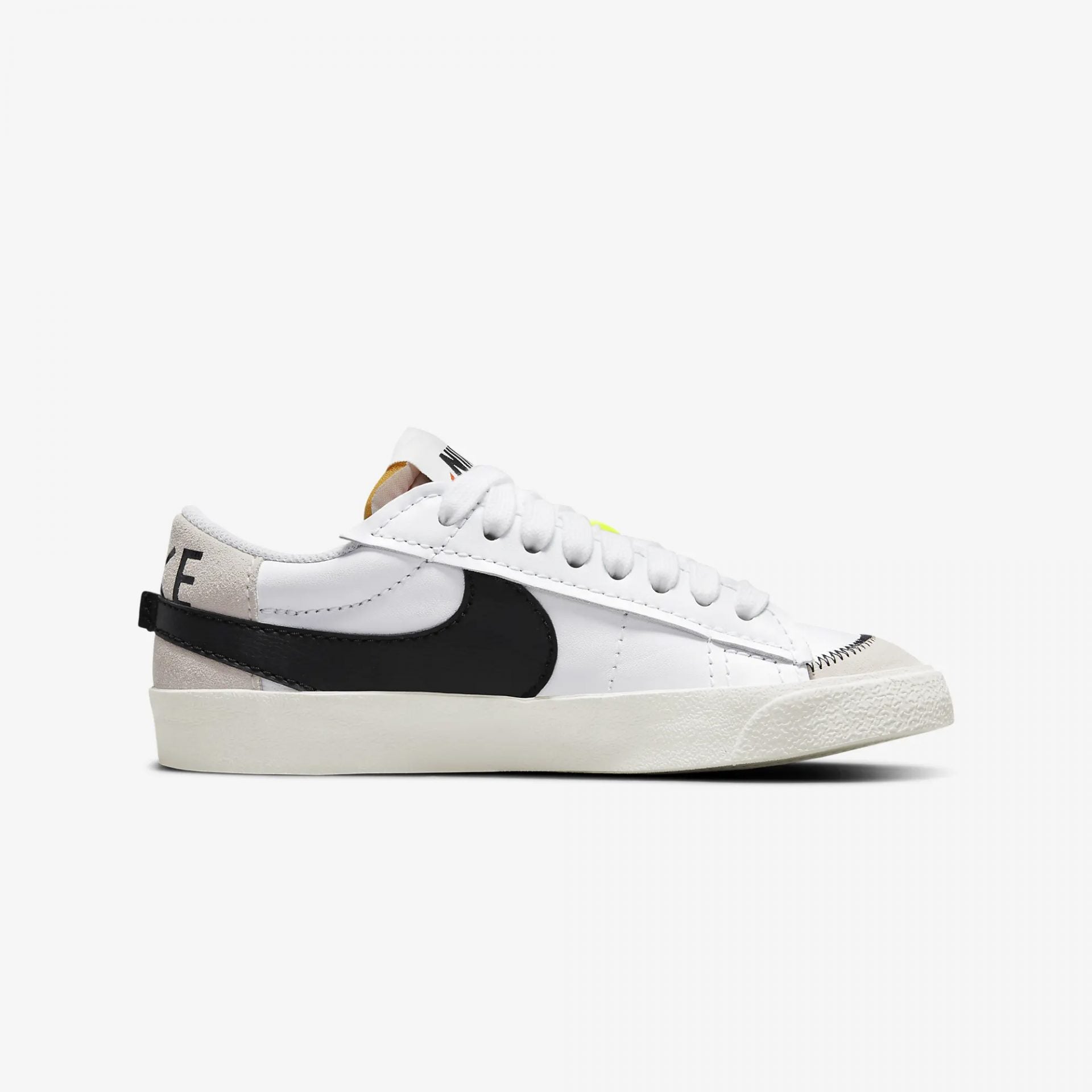 Nike | BLAZER LOW '77 JUMBO { WHITE / BLACK