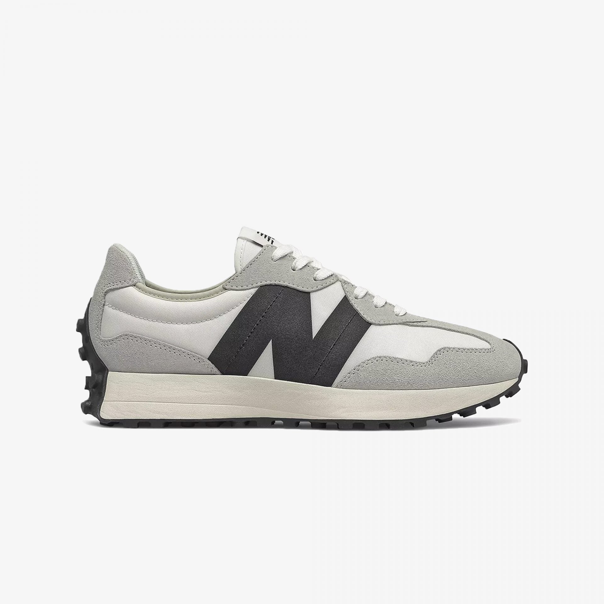 New Balance | 327  { SEA SALT/BLACK
