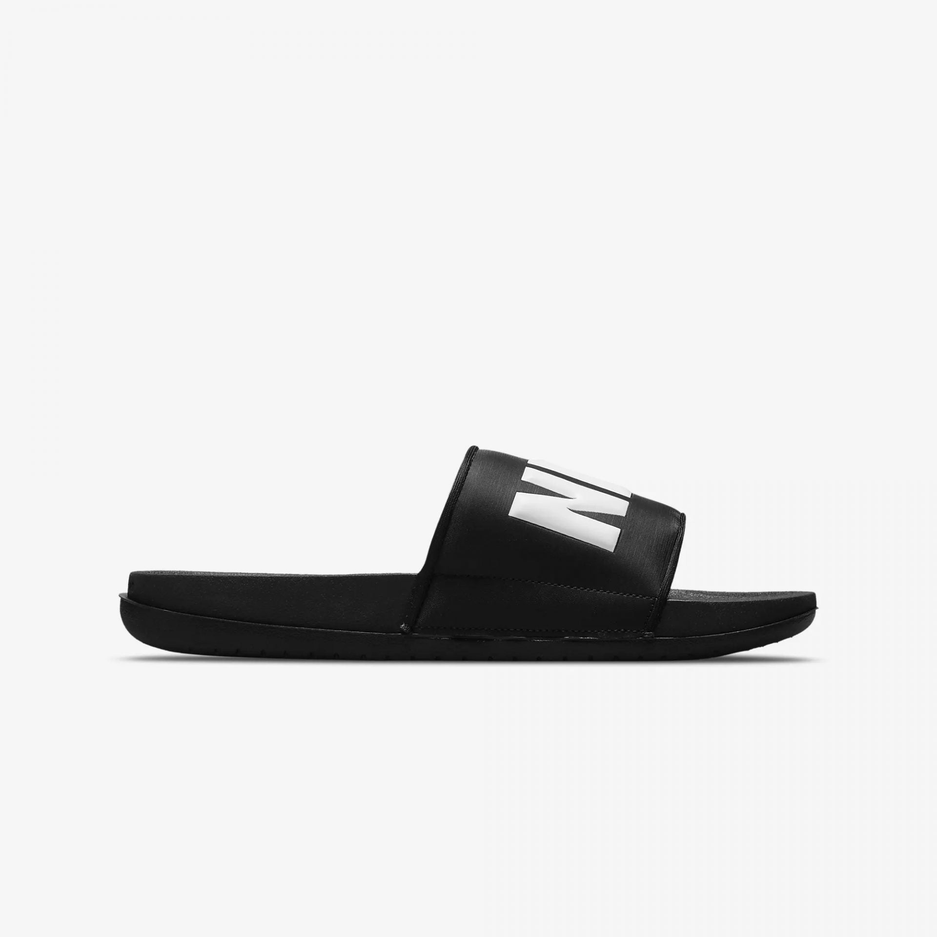 Nike | OFFCOURT SLIDES { BLACK