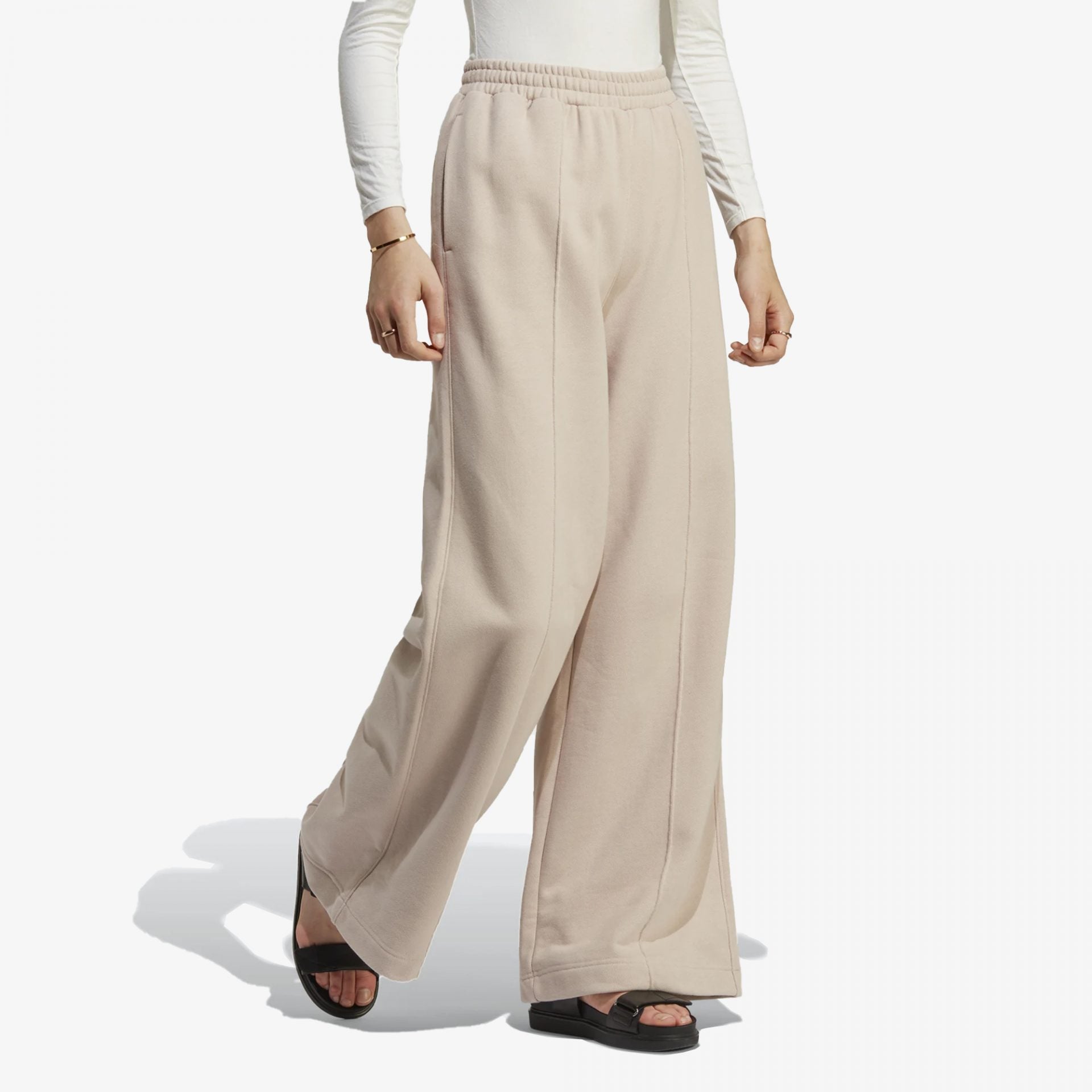 Adidas Originals | PREMIUM ESSENTIALS PINTUCK PANTS  { WODER TAUPE