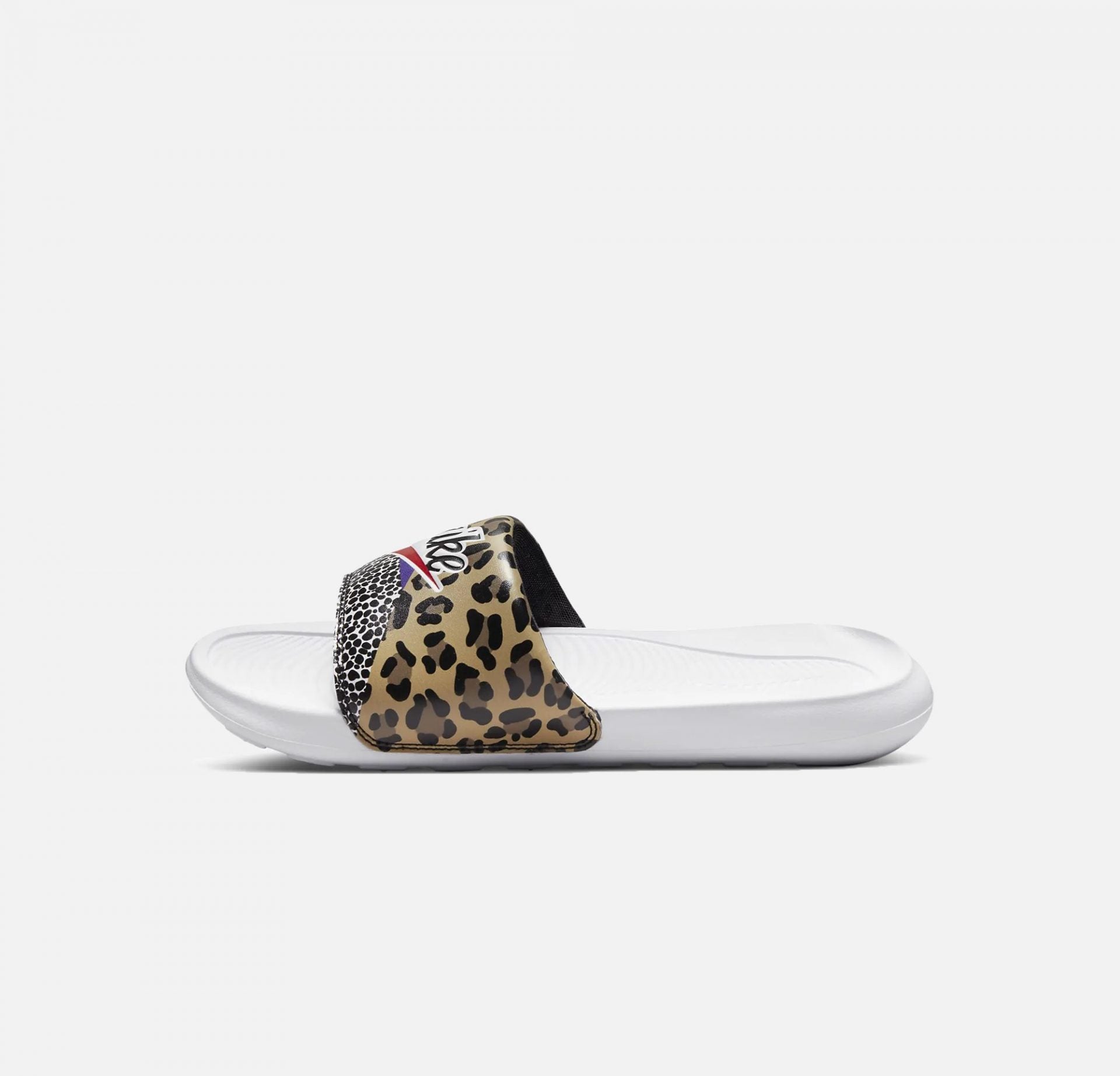 Nike | VICTORI ONE PRINTED SLIDE  { ANIMAL PRINT