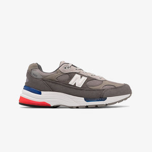 New Balance | 992  { GREY/BLUE-RED