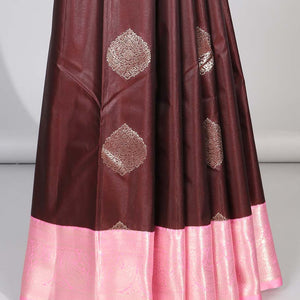 Brown floral motifs gift saree with contrast paisley border & intricate zari design pallu