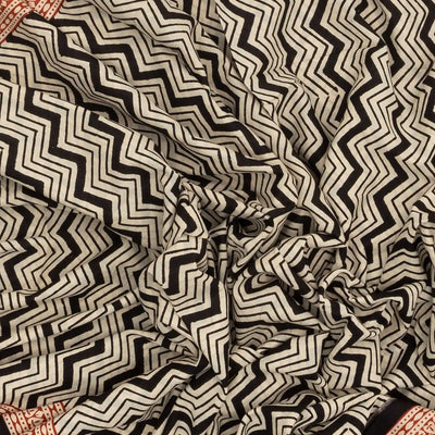 Black Woven Jaipur Cotton Saree Printed With Cream Chevron Motifs