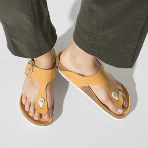 Gizeh Big Buckle Nubuck Leather
