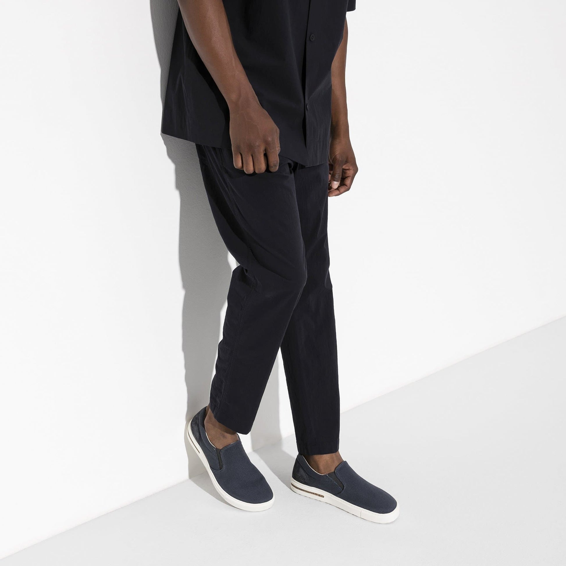 Oswego Canvas/Suede