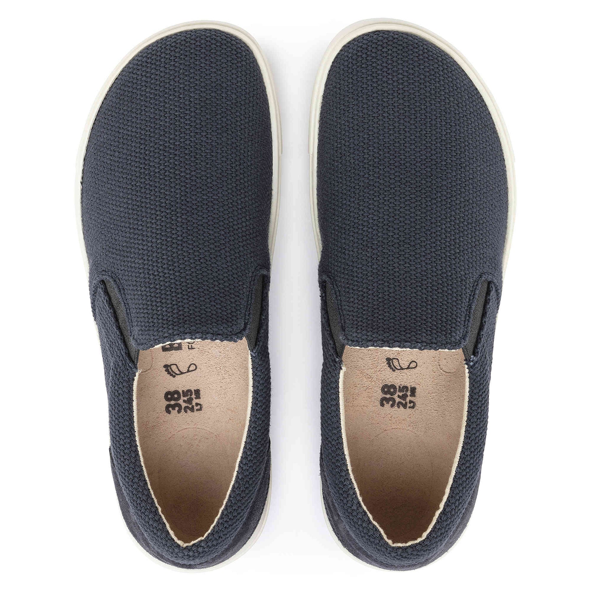 Oswego Canvas/Suede