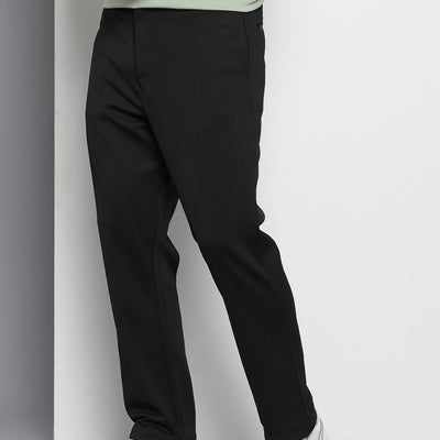 Men's Black Relaxed Fit Solid Chinos