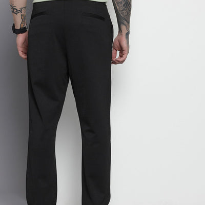 Men's Black Relaxed Fit Solid Chinos