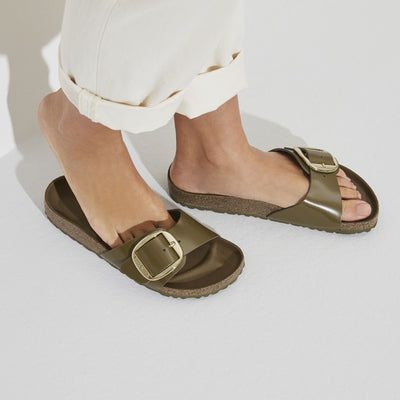 Madrid Big Buckle Natural Leather Patent
