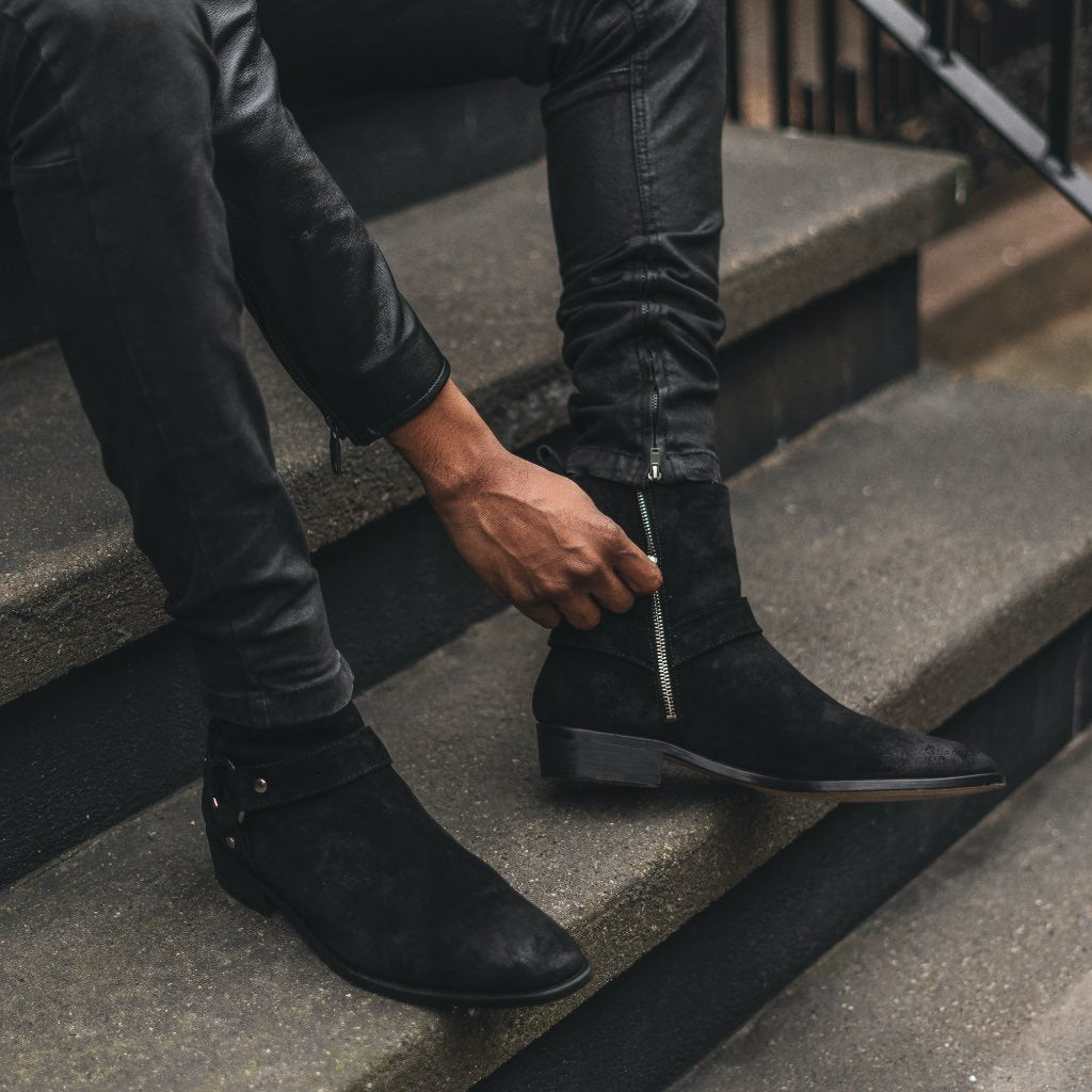 [S] Harness | Black Suede