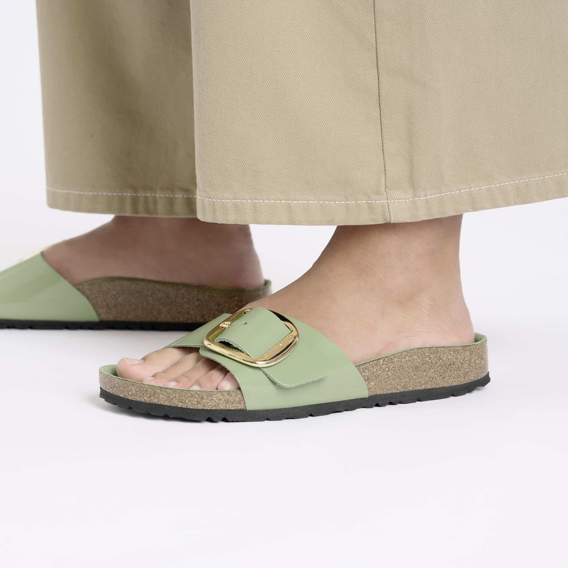 Madrid Big Buckle Natural Leather Patent
