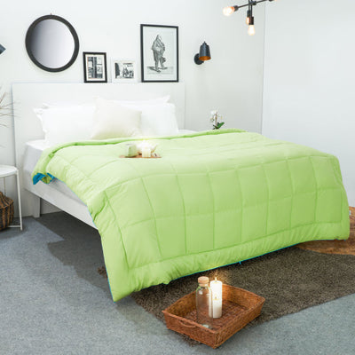 Solid Sgreen/Aqua Blu - Light Green Microfiber Shell Double Quilt / AC Comforter - Silkysoy By Spaces
