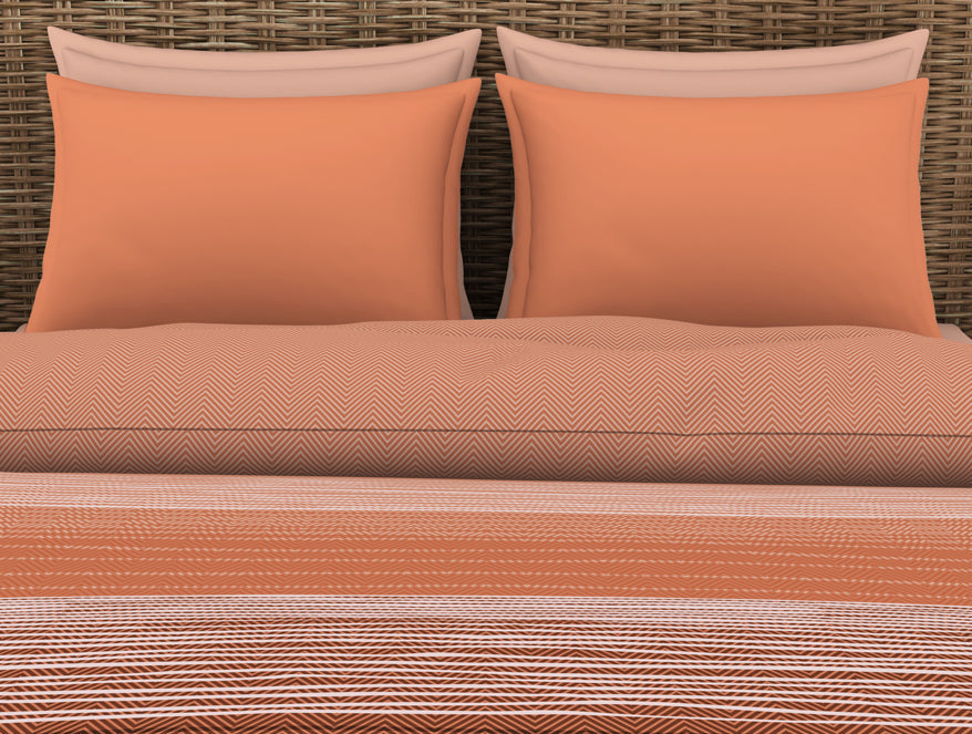 Geometric Apricot Orange - Dark Orange 100% Cotton Shell Double Quilt / AC Comforter - Adonia By Spaces