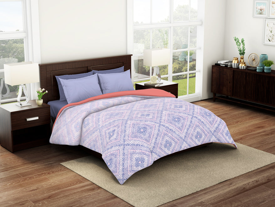 Geometric Cosmic Sky - Light Violet 100% Cotton Shell Double Quilt / AC Comforter - Geostance By Spaces