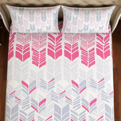 Geometric Pink 100% Cotton King Fitted Sheet - Atrium Plus Ecom By Spaces