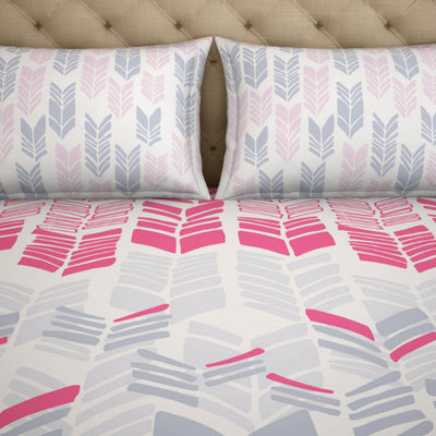 Geometric Pink 100% Cotton King Fitted Sheet - Atrium Plus Ecom By Spaces