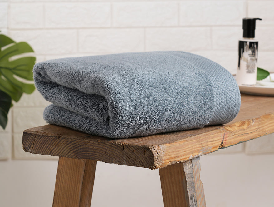 Blue Fog - Light Blue 100% Egyptian Cotton Bath Towel - Luxury Egyption Cotton By Spaces