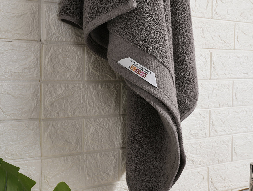 Charcoalgry - Dark Grey 100% Egyptian Cotton Bath Towel - Luxury Egyption Cotton By Spaces