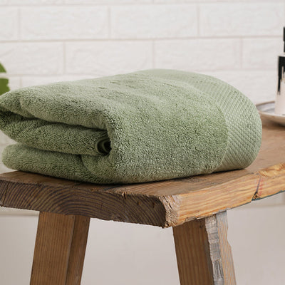Smoke Green - Light Green 100% Egyptian Cotton Bath Towel - Luxury Egyption Cotton By Spaces
