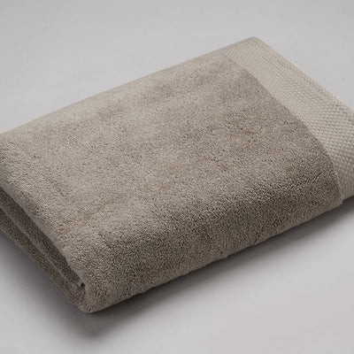 London Fog - Light Grey 100% Egyptian Cotton Bath Towel - Luxury Egyption Cotton By Spaces
