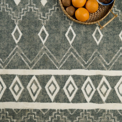Anti Skid Grey Wonder Full Carpet By Welspun