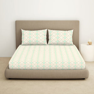 Geometric Brook Green - Light Aqua 100% Cotton King Fitted Sheet - Dainty By Spaces-1065831