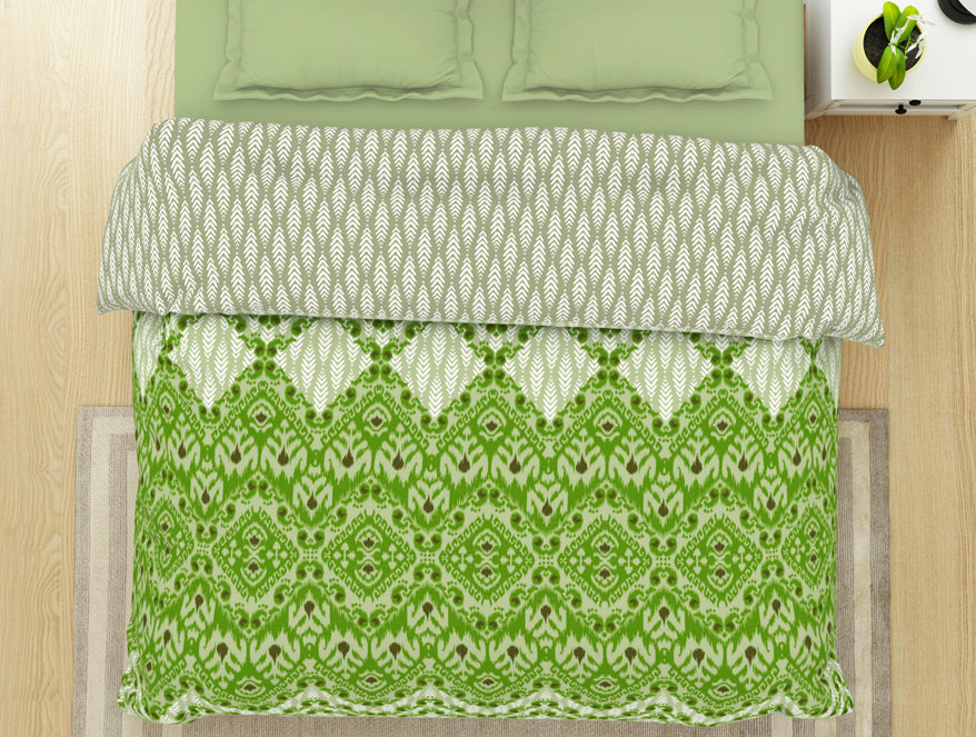 Geometric Titanite - Green 100% Cotton Shell Double Quilt / AC Comforter - Ikkat By Spaces