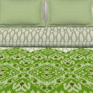 Geometric Titanite - Green 100% Cotton Shell Double Quilt / AC Comforter - Ikkat By Spaces