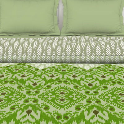 Geometric Titanite - Green 100% Cotton Shell Double Quilt / AC Comforter - Ikkat By Spaces