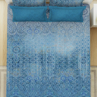 Floral Blue Jasper - Blue Egyptian Cotton Tencel King Size Bedsheet - Pattern Art By Spaces
