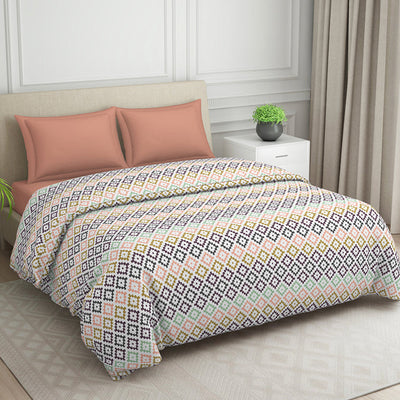 Geometric Pink Polycotton Quilt Double Harmony - By Welspun