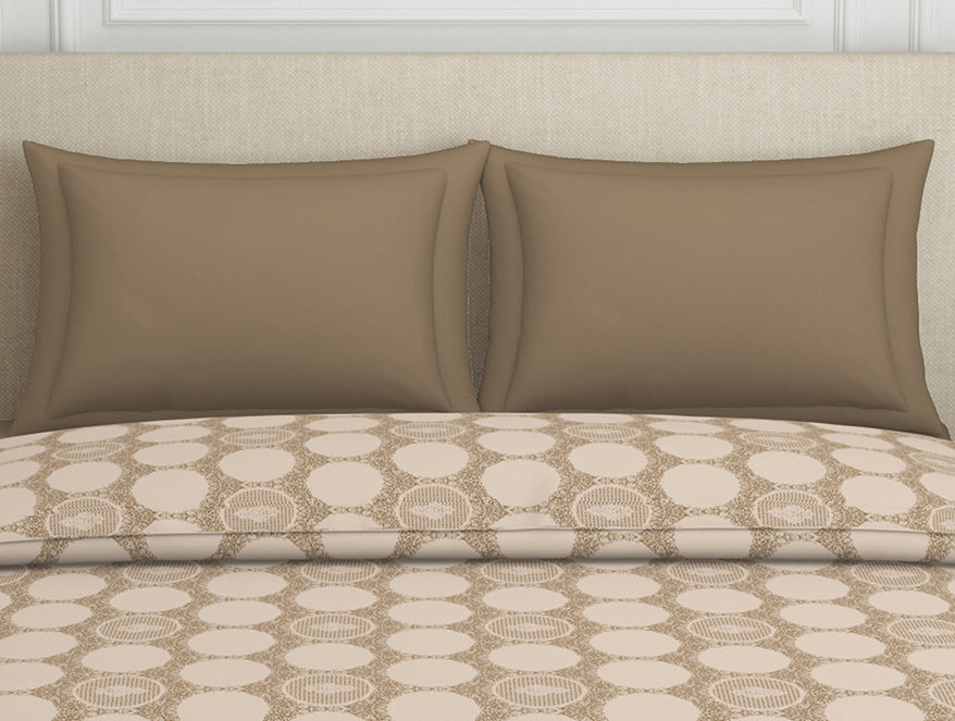 Ornate Beige Polycotton Quilt Double Harmony - By Welspun