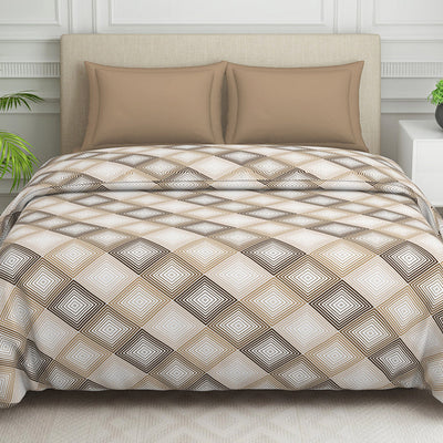 Geometric Beige Polycotton Quilt Double Harmony - By Welspun
