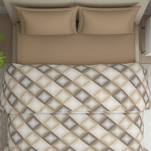 Geometric Beige Polycotton Quilt Double Harmony - By Welspun