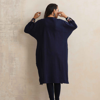 trueBrowns Blue Kashmiri Floral Embroidered Woollen Phiran Kurta