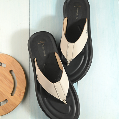 Comet Leather Slippers by Aspeerio