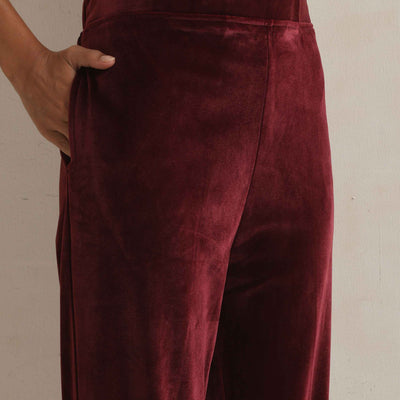 trueBrowns Maroon Velvet Floral Embroidered Kurta Pant Dupatta Set