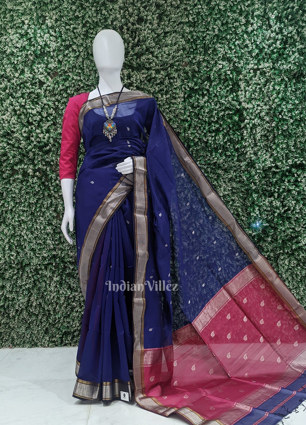 Royal Blue Leaf Motif Pure Silk Cotton Maheshwari Saree