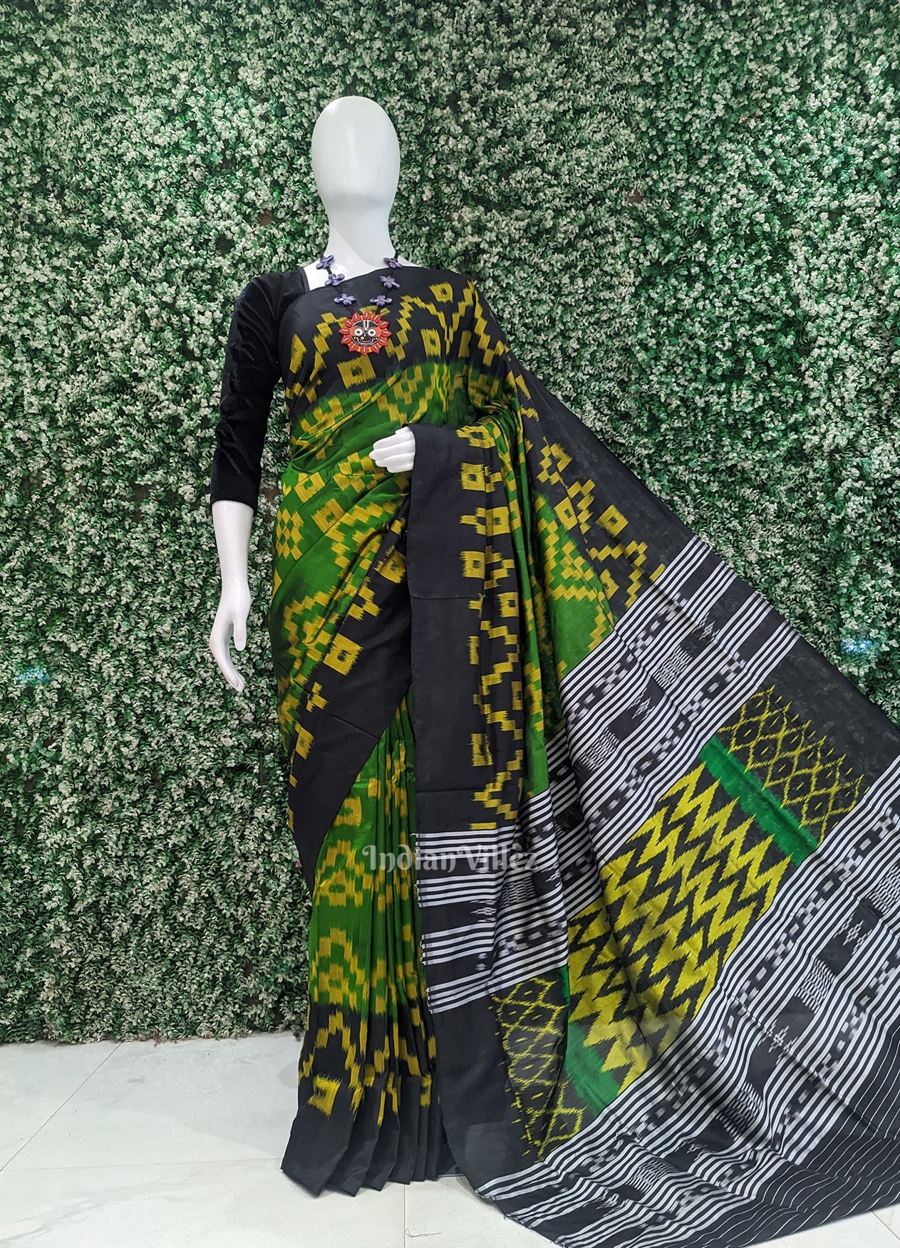Green Black Pasapali  Sambalpuri Silk Saree