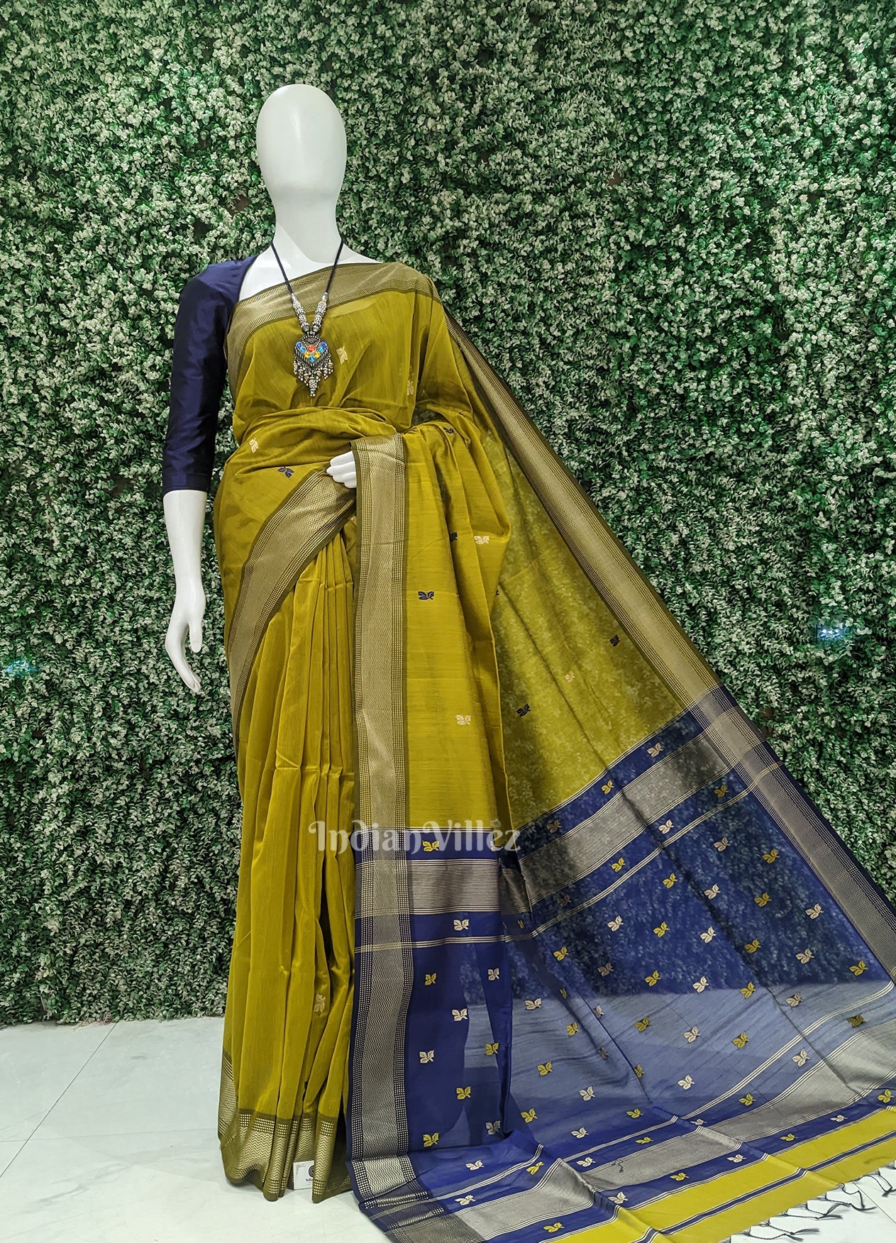 Mehendi Green Royal Blue Pure Silk Cotton Maheshwari Saree with Zari Border