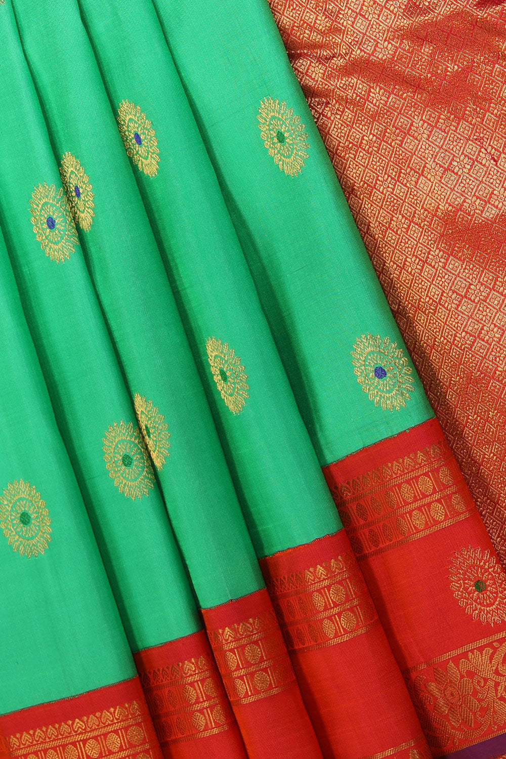 Gadwal Silk Green Saree