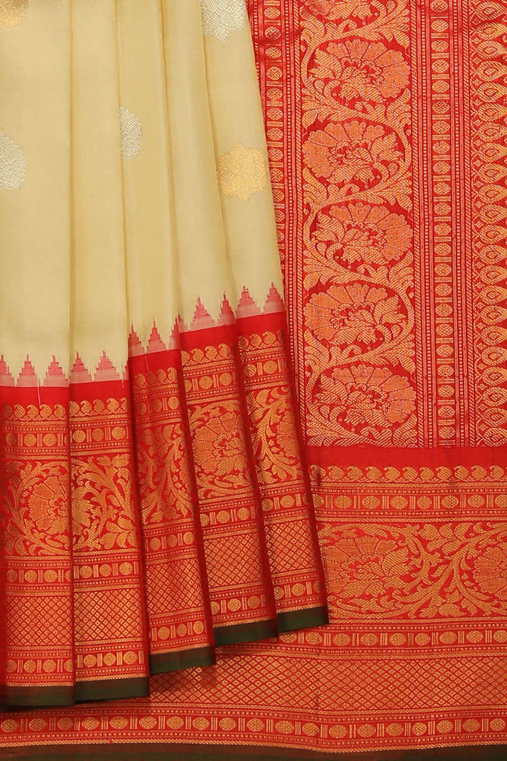 Gadwal Beige Saree
