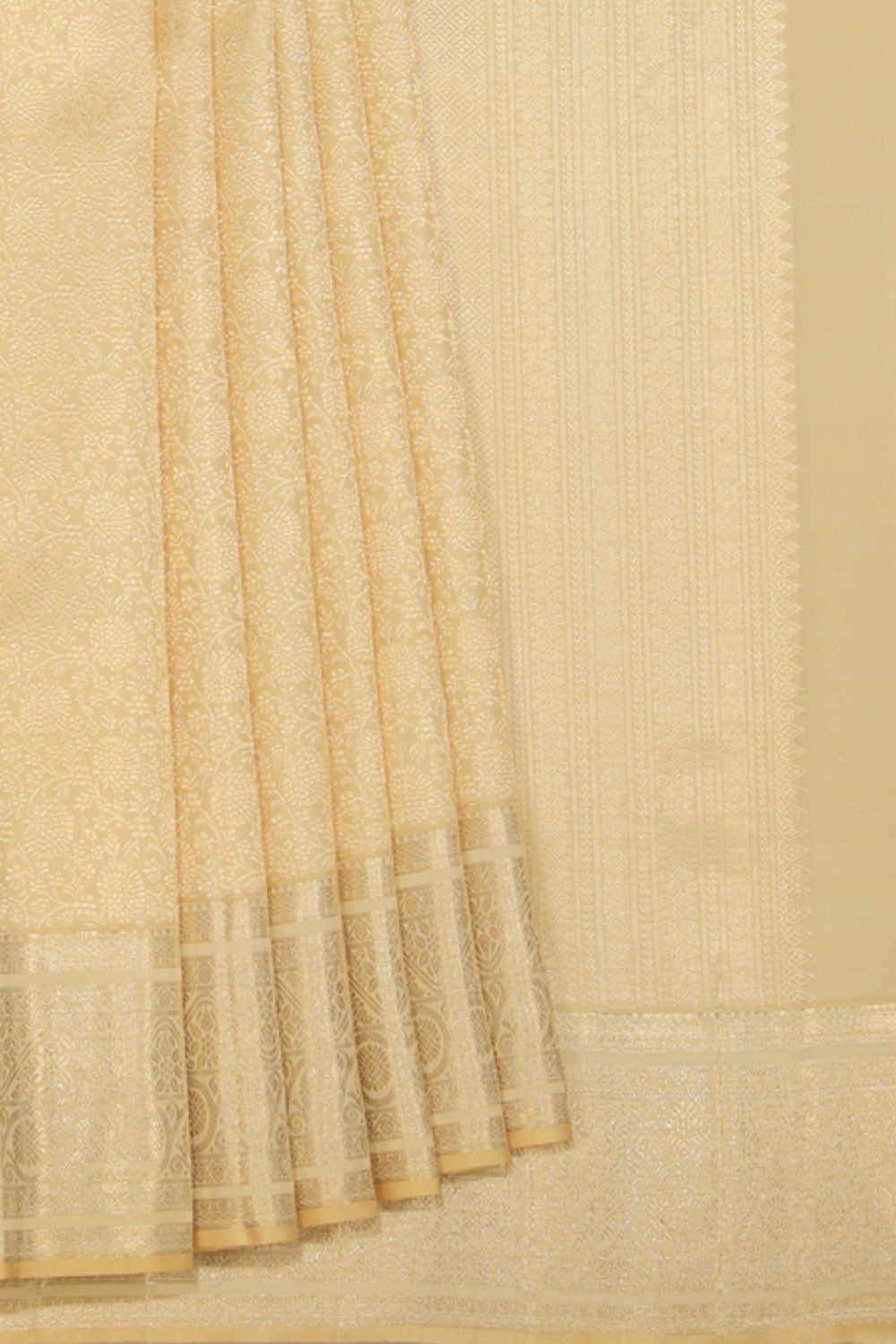Kanchipattu Beige Saree